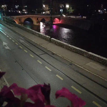 Studio Latin Bridge *