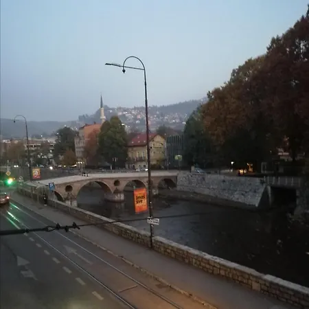 Studio Latin Bridge *